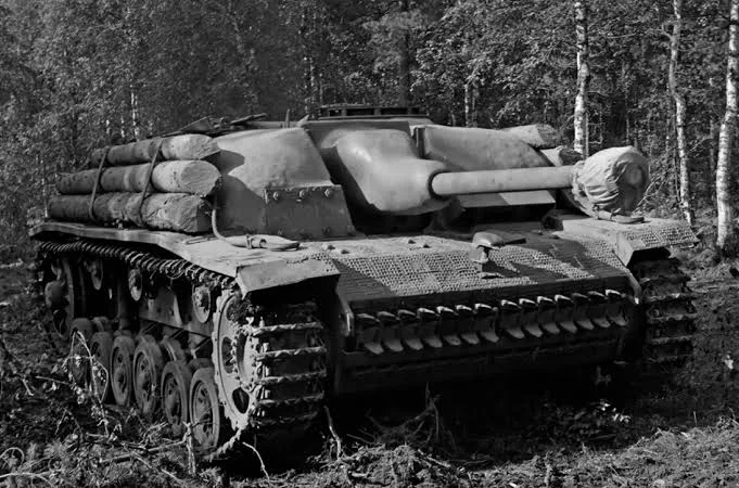 Vista 3 de Stug III G ‘Sturmi’