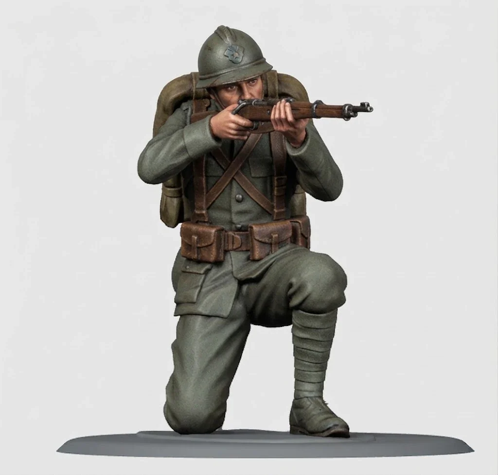 View 2 of WWI Italian Soldier 8