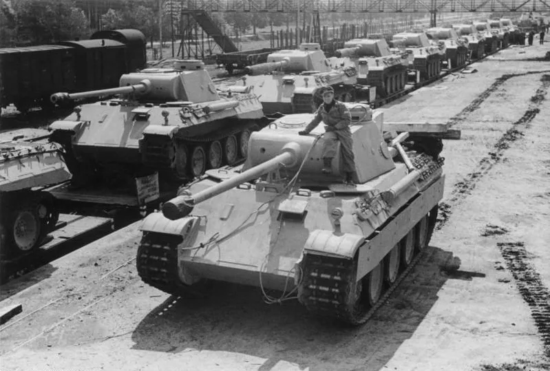 Vista 19 de Panzer Ausf. A (damaged)