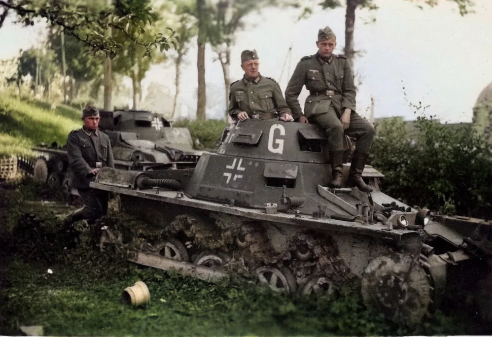 Vista 19 de Panzer I Ausf. A BREDA
